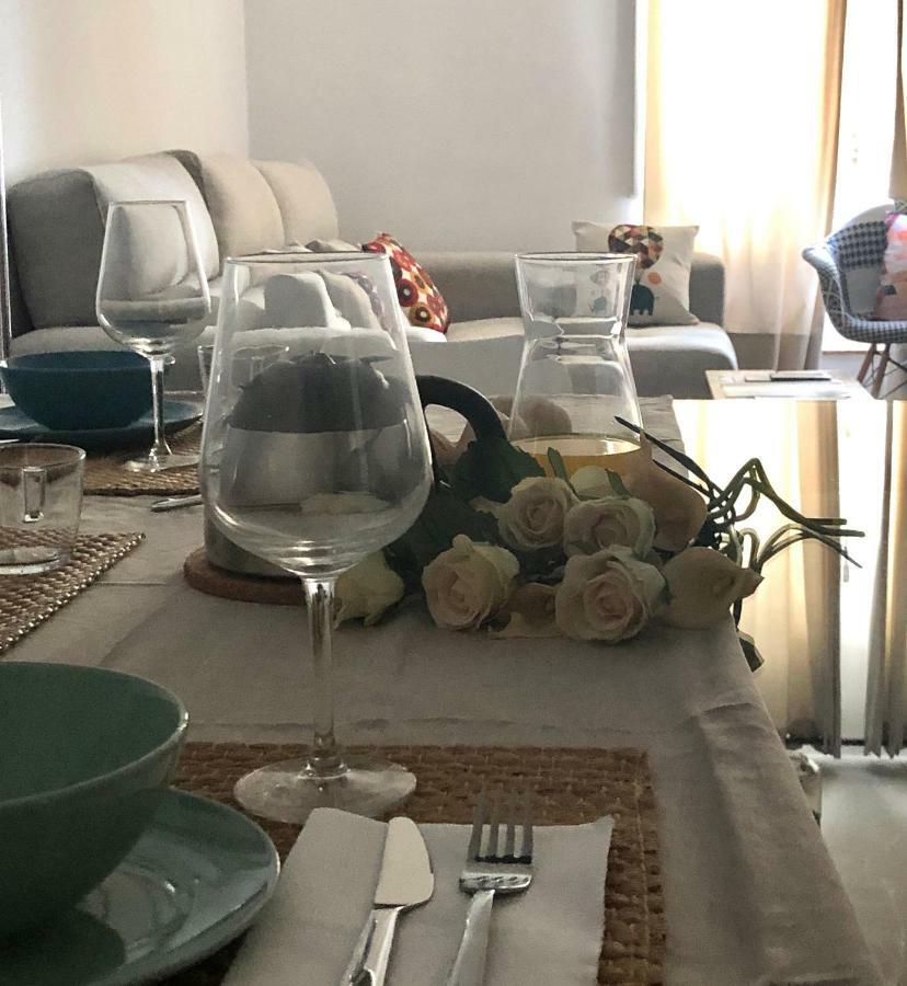 Gatu Premium Villa Aramburu, " Preferente Mayores De 25 Anos Y Familias " El Puerto de Santa María Exteriör bild